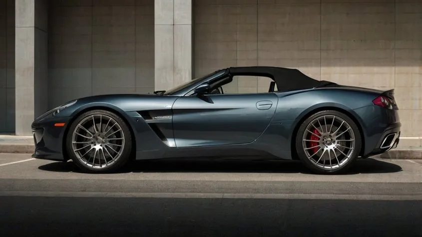 Aston Martin Vantage 